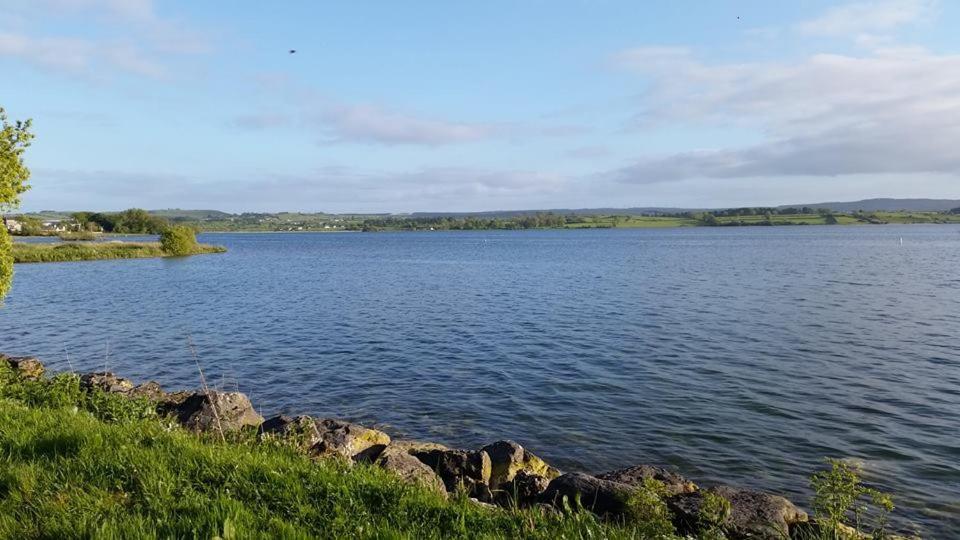Lakeside Loughrea Eksteriør bilde